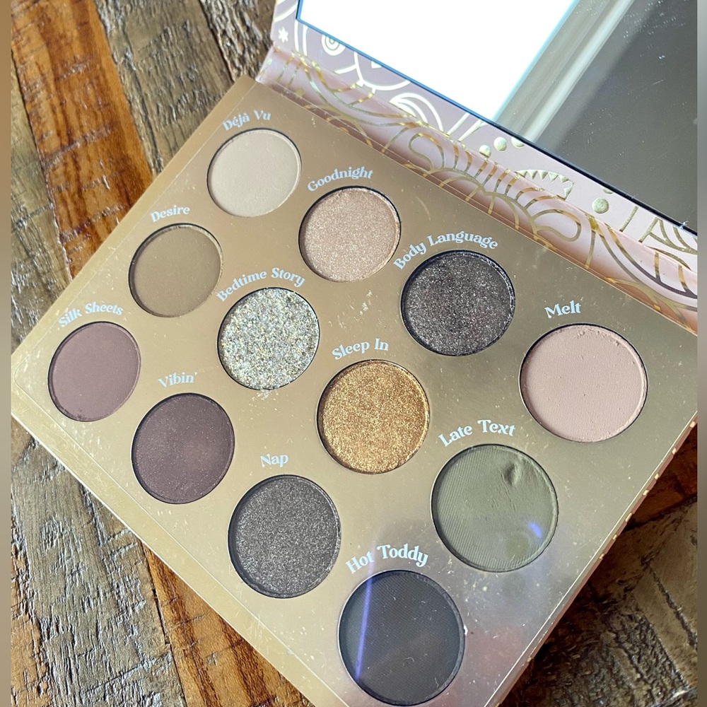 Colourpop Boudoir Noir